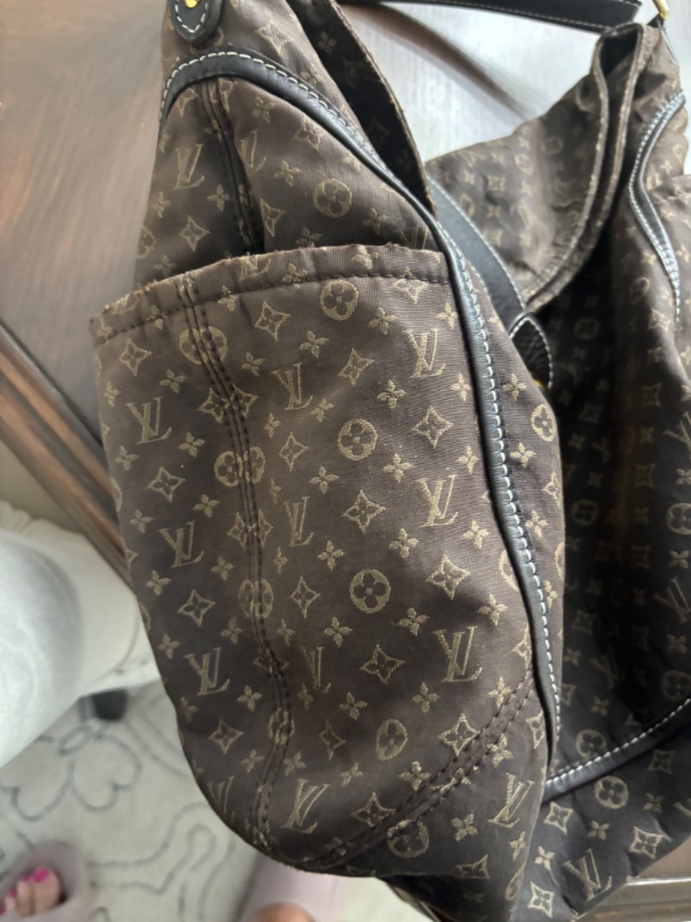 Louis Vuitton Designer Bag with Dust Bag - Picture 5 of 8
